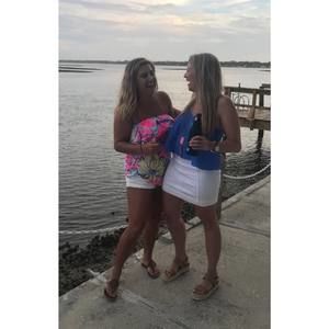 Meet your Posher, Caroline